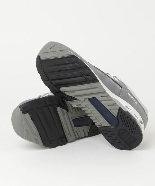 「New Balance」 ローカットスニーカー 9 グレー メンズの画像