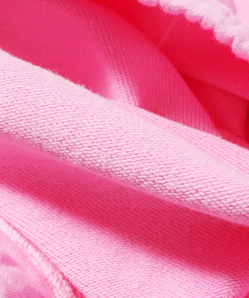 GUESS（ゲス） パーカー ANISE CROP HOODIE クロップドパーカー 