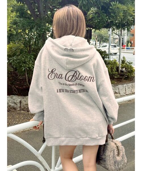 EVRIS earbioomグラフィックジップパーカー era bloom グラフィックジップパーカー｜エヴリスの通販｜&mall