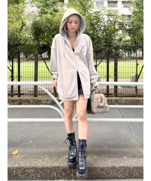 EVRIS（エヴリス） パーカー 「裏起毛」era bloom グラフィックジップ