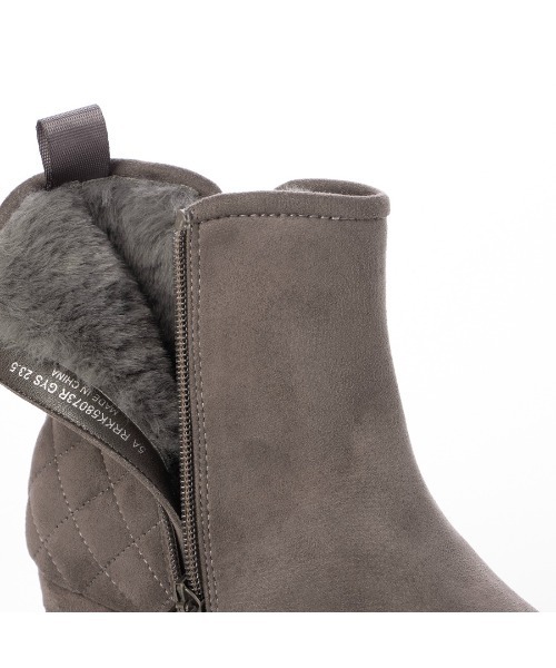 Riz raffinee（リズ ラフィーネ） ブーツ ビジュー付きキルティング