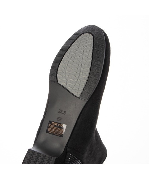 Riz raffinee（リズ ラフィーネ） ブーツ ビジュー付きキルティング