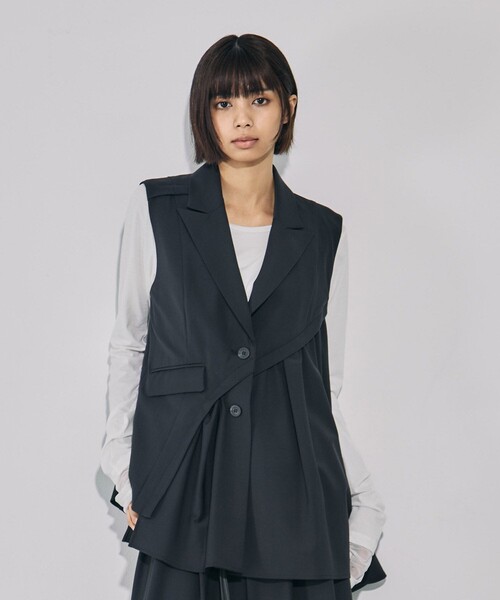 UNITED TOKYO アレンジオーバーベスト ジレ UNITED TOKYO（ユナイテッドトウキョウ）の「アレンジオーバーベスト