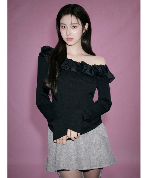 【完売品USAGI ONLINE限定】snidel フリルニットプルオーバー Snidel(スナイデル) USAGI ONLINE限定フリルニットプルオーバー