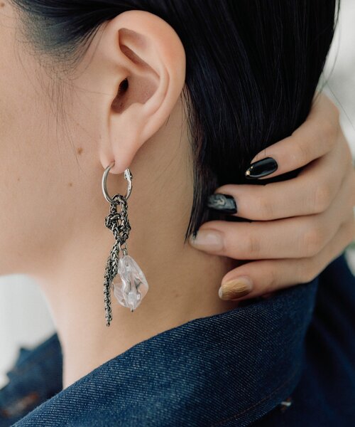 ear PAPILLONNER（イア パピヨネ） ピアス チェーン×クリア樹脂ピアス