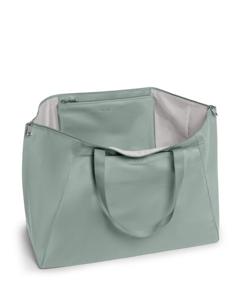 TUMI（トゥミ） トートバッグ VOYAGEUR ジャスト・イン・ケース