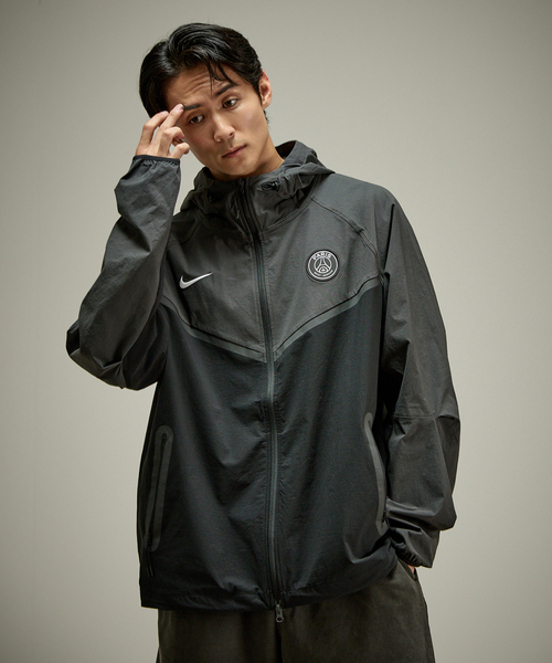 NIKE（ナイキ） マウンテンパーカー ウインドブレーカー 「NIKE
