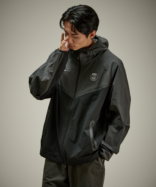 NIKE（ナイキ） マウンテンパーカー ウインドブレーカー 「NIKE