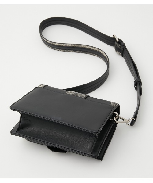 argueパイソンショルダーバッグ AZUL BY MOUSSY（アズールバイマウジー） ショルダーバッグ バッグ