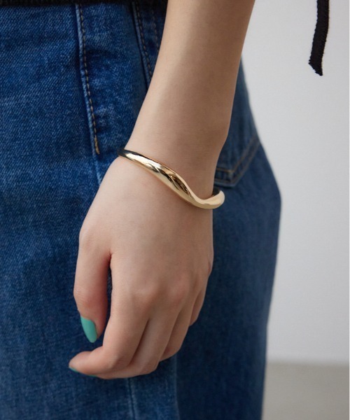 Mainsail バングル　ブレスレット AZUL BY MOUSSY ブレスレット ニュアンスカーブメタルバングル