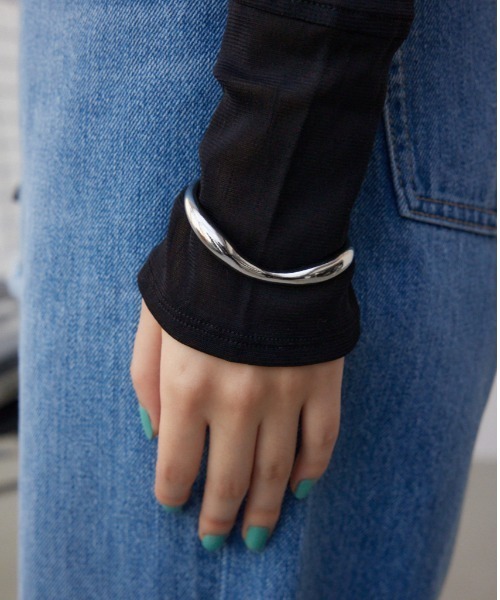 Mainsail バングル　ブレスレット AZUL BY MOUSSY ブレスレット ニュアンスカーブメタルバングル
