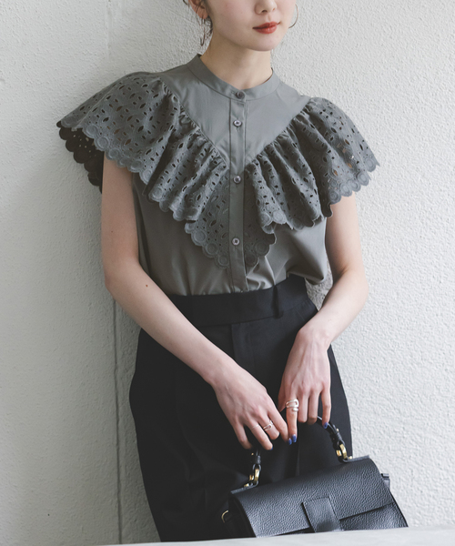 NOBLE（ノーブル） ブラウス シャツ 半袖 スカラ刺繍フリルブラウス 