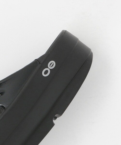 OOFOS（ウーフォス） ウーメガ 厚底 リカバリーサンダル スポーツ