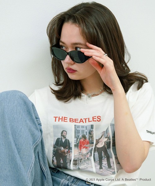 「TINA：JOJUN」 半袖Tシャツ「TheBeatlesコラボ」 M レッド レディース