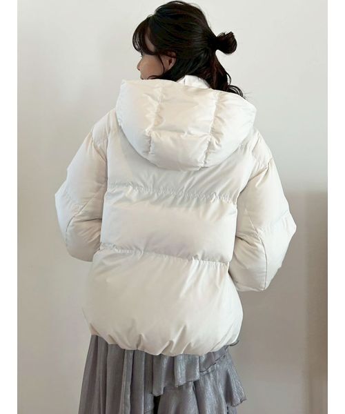 アイボリー ダウンジャケット リボン付き新品 リボンダウンジャケット – amr.