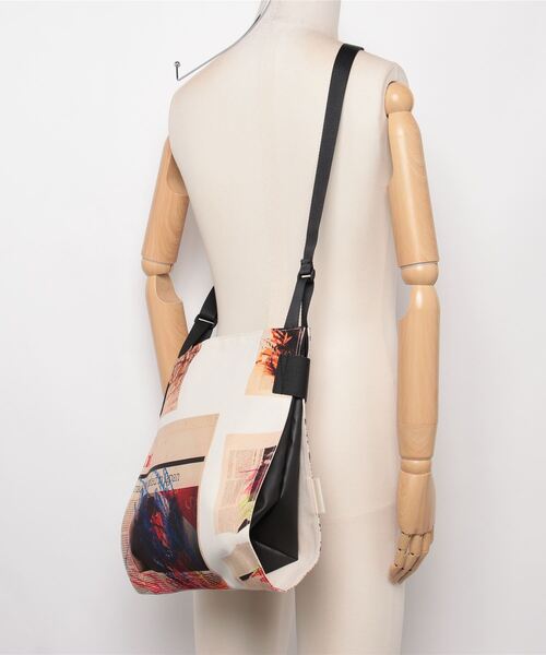 macromauro（マクロマウロ） ショルダーバッグ PICTURE WRAP BAG