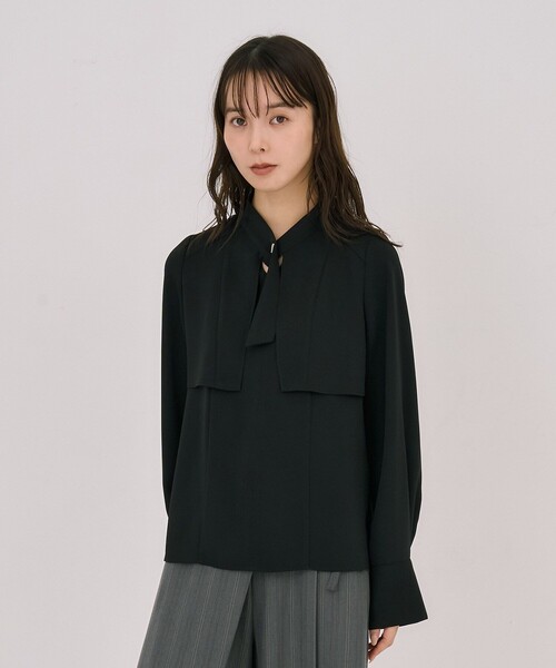 UNITED TOKYO タイボタンメルトタッチブラウス UNITED TOKYO（ユナイテッドトウキョウ） ブラウス シャツ 「残り