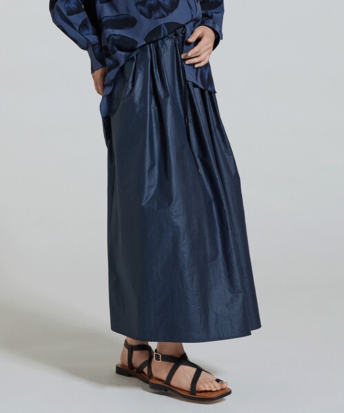 TOMORROWLAND ダークネイビーフレアスカート　36 TOMORROWLAND（トゥモローランド） フレアスカート 36 ネイビー