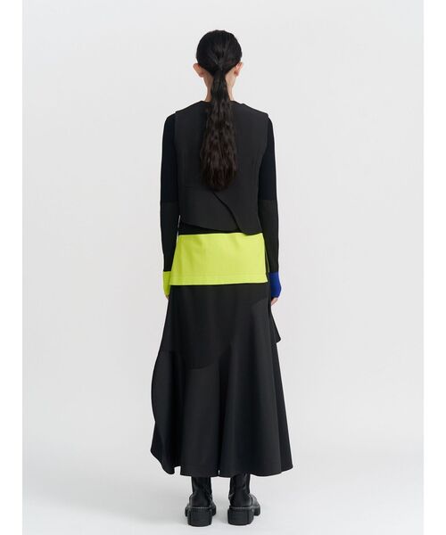 スカート WAVE ASYMMETRY SKIRT / ウェーブアシンメトリースカートの画像