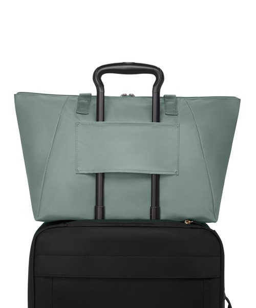 TUMI（トゥミ） トートバッグ VOYAGEUR ジャスト・イン・ケース