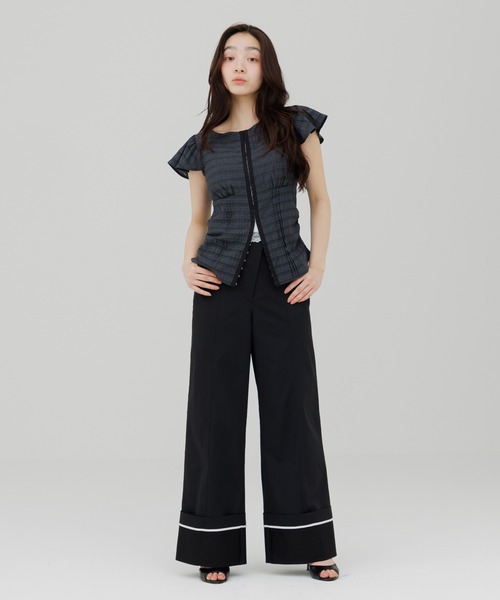 ブラウス シャツ 半袖 front hook ruffle shoulder tops（フロント