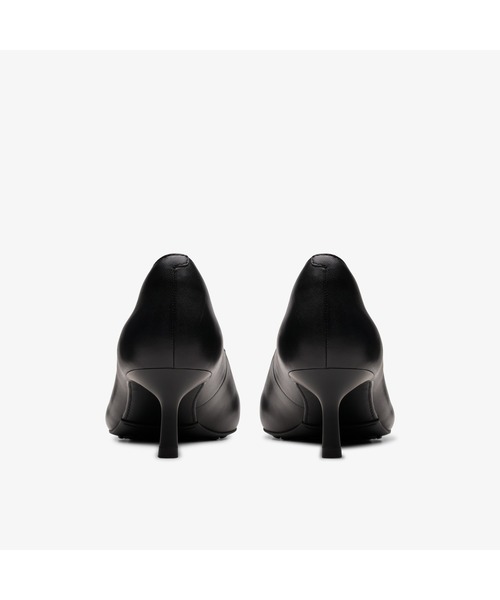 Clarks（クラークス） パンプス Adela Court / アデラコート（ブラック