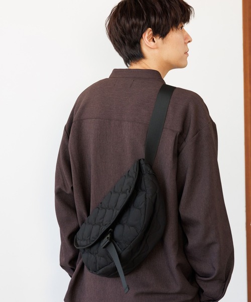 【関税込み】ボッテガ Small Point Losanghe キルトバッグ multi 関税込み】ボッテガ Small Point Losanghe キルトバッグ Blue