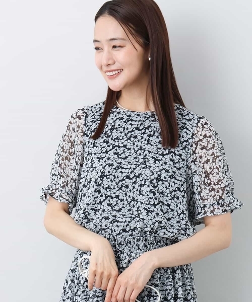 ブラウス シャツ 小花柄タックスリーブシフォンブラウス/洗える レディース