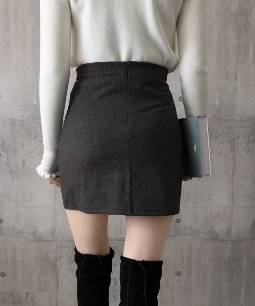 マルニ　グレー　ミニスカート　ミニスカ　タイトスカート　くるみボタン　ウール miniministore（ミニミニストア） スカート ミニスカート レディース