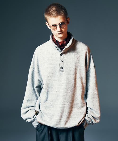 glamb（グラム） トレーナー スウェット Henley High Neck Sweat 