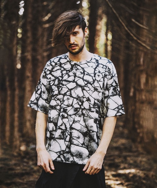 NO ID.（ノーアイディー） tシャツ 「NO ID.」Crack Print Big T-Shirt
