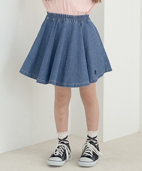 [新品・タグ付き]MSGM KIDSスカート　キッズ10A スカート 「やわらかデニム」ハート刺しゅうフレアスカート