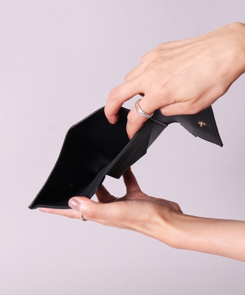 黒レザー 二つ折り財布 ゴールド金具 二つ折り財布 レディース メンズ ブランド カード多い カード 黒
