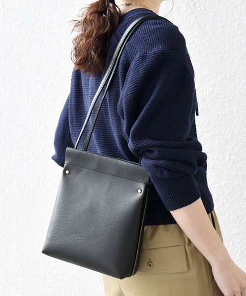【美品】ユニアンドコート　メッセンジャーバッグ　XS　ショルダーバッグ 黒 未使用 Uni&co. ユニアンドコー メッセンジャーバッグ Sサイズ