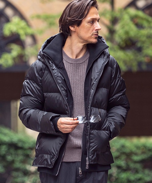 AKM Contemporary（エイケイエムコンテンポラリー） ダウンジャケット