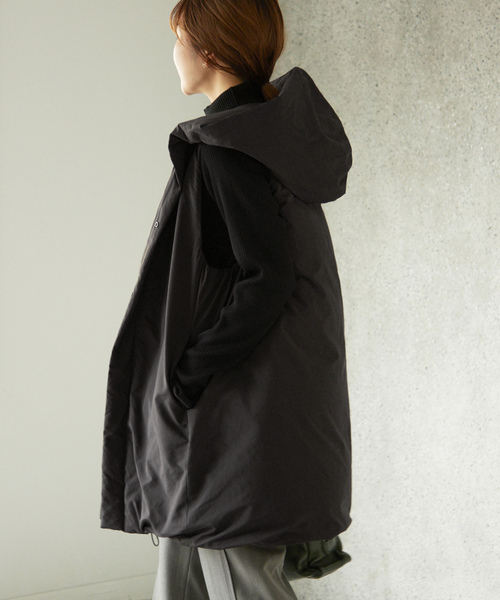 SLOBE IENA ブラック フード付き ダウンベスト SLOBE IENA（スローブイエナ） ダウンベスト FREE ホワイト系その他