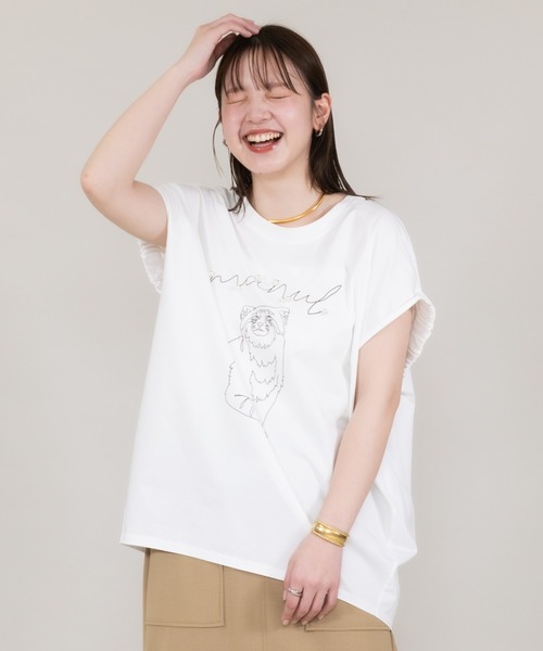 GANNI 猫イラスト Tシャツ GANNI(ガニー) 猫プリントTEE / Kanae / ADAM ET ROPÉ FEMME ｜J