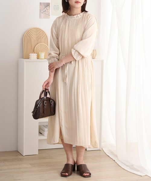 FUNALIVE（ファンアライブ） ワンピース フリルカラープリーツロング