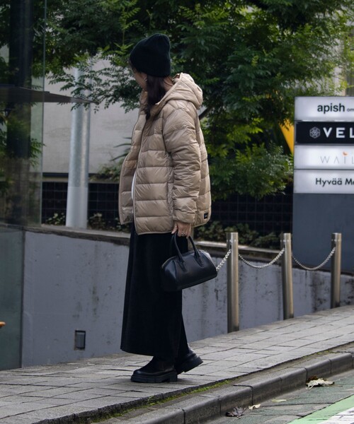 TAION（タイオン） ダウンジャケット X-LARGE ベージュ メンズ