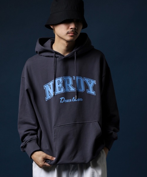 NERDY スマホショルダー パーカー アウトラインアーチロゴフーディー