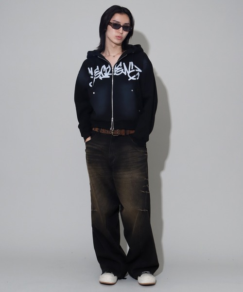 レザーパーカー　ショート丈　短丈　ラムレザーパーカー　ジップアップパーカー SEQUENZE パーカー 「SEQUENZ/シークエンズ」logo Zip-up short hoodie