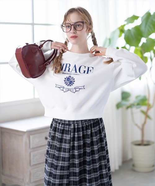 新品 ネネット レディース/可愛い❤️トレーナー大特価❣️ clear トレーナー スウェット 襟付き刺繍ロゴスウェット「大人