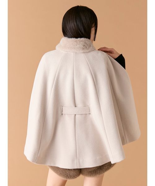 新品未使用LILY BROWN（リリー ブラウン）ファー付き3wayケープコート ファー付き3wayケープコート(コート)｜アウター｜LILY BROWN（リリー