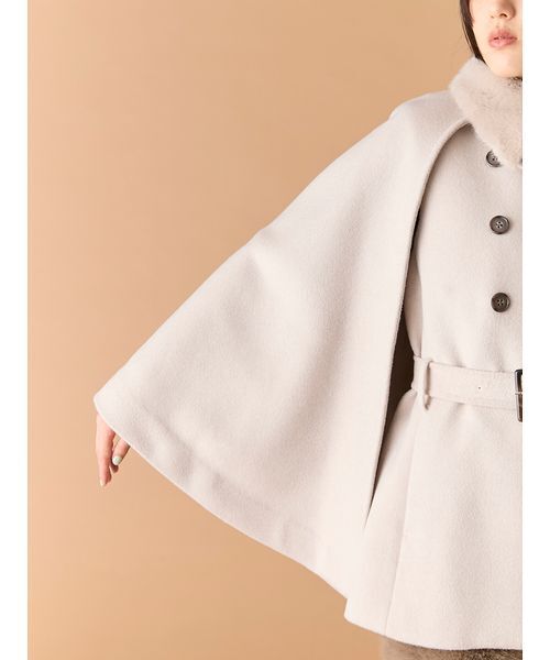 LILY BROWN（リリーブラウン） コート アウター ファー付き3wayケープ