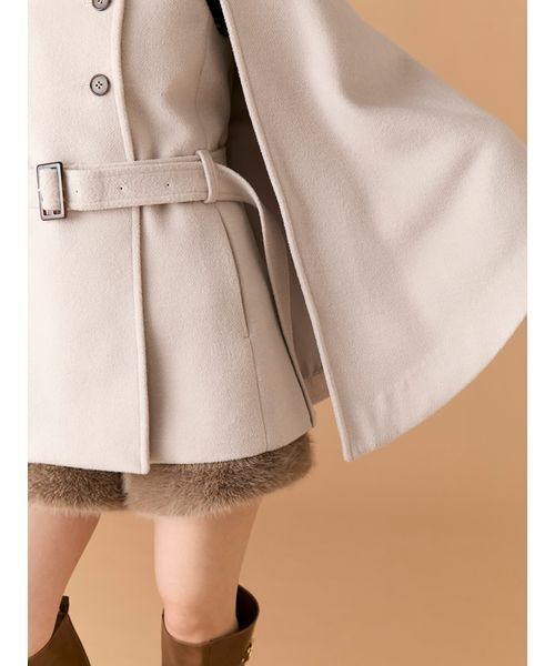 LILY BROWN（リリーブラウン） コート アウター ファー付き3wayケープ