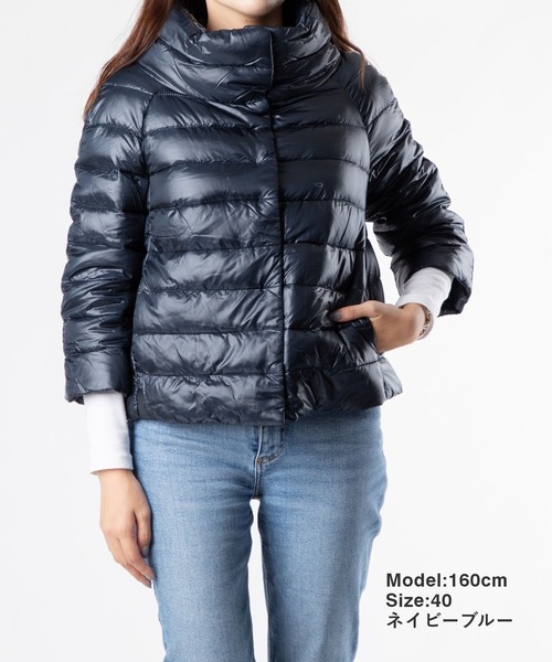 HERNO ヘルノ ダウンジャケット 40 ネイビー 軽量 立ち襟 ショート丈 HERNO ヘルノ ダウンジャケット 40 ネイビー 軽量 立ち襟 ショート丈