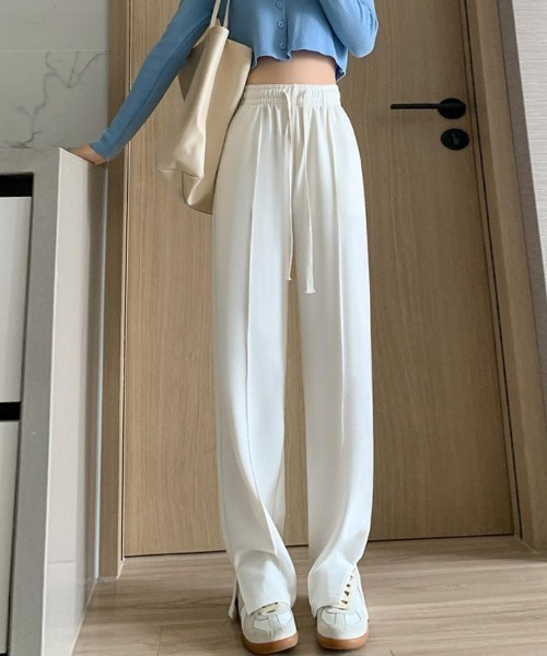 スラックス パンツ 動きやすさも今っぽさもちょうどいいスラックス
