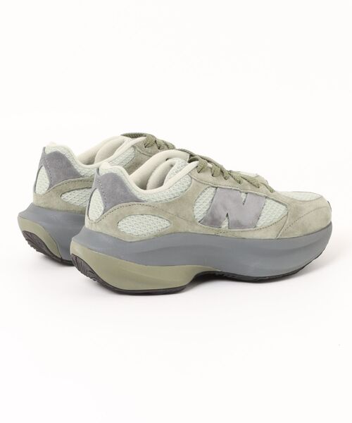 「New Balance」 ローカットスニーカー 23.5cm カーキ メンズの画像