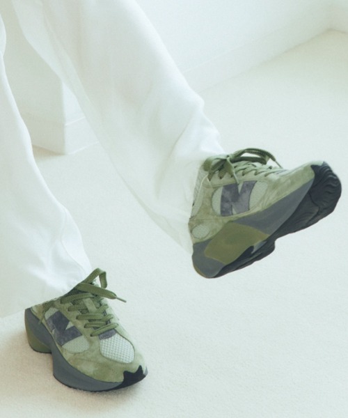 「New Balance」 ローカットスニーカー 23.5cm カーキ メンズの画像