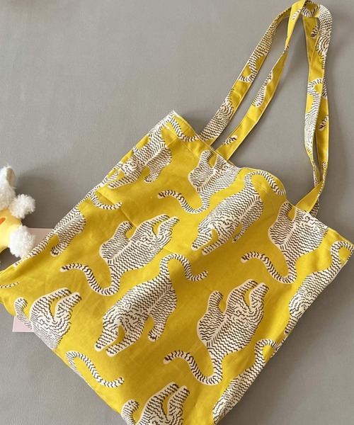 トートバッグ 「 ammy. / エイミードット 」 総柄プリント 軽量 サブ